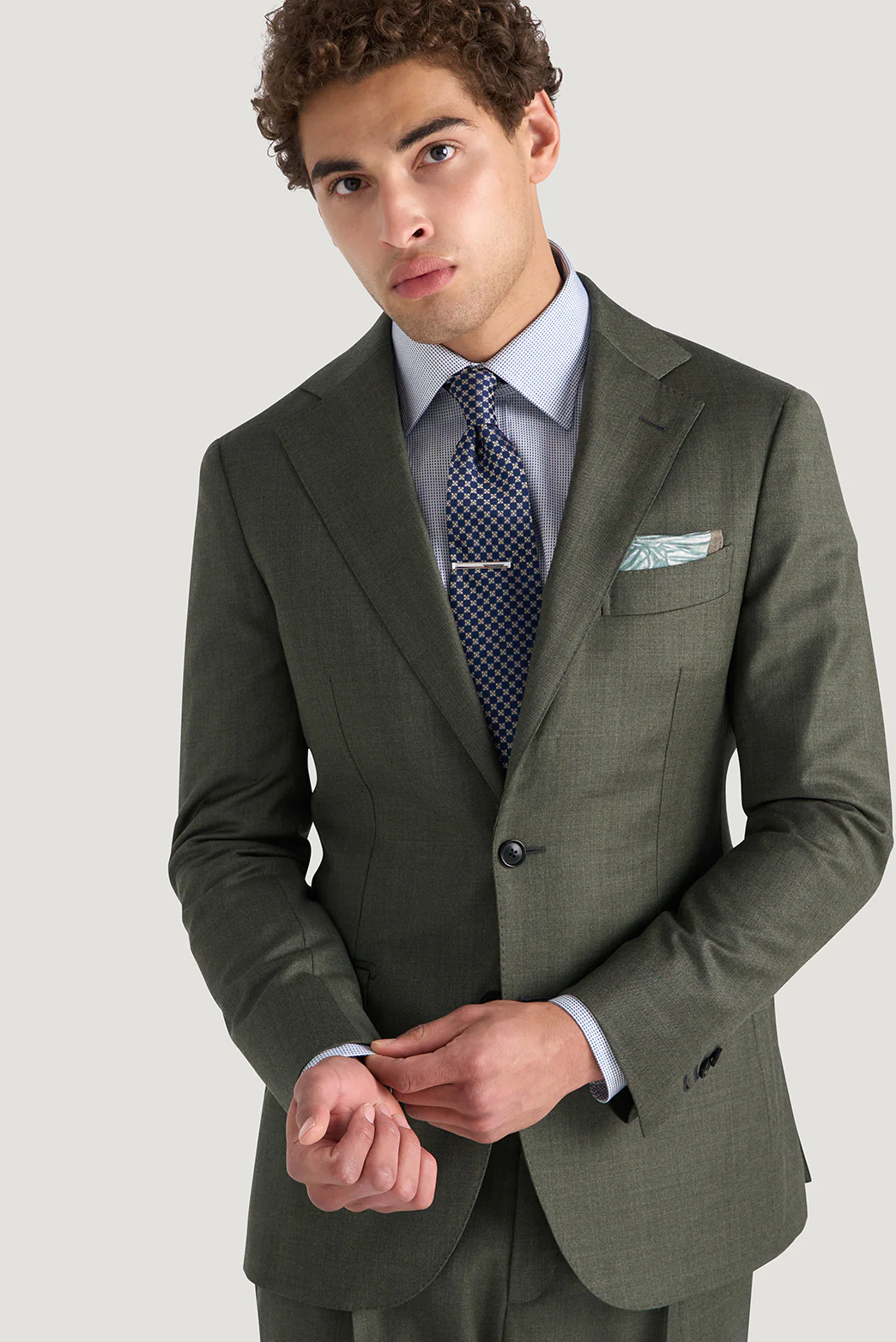 Bolonachi Suit - Image 2