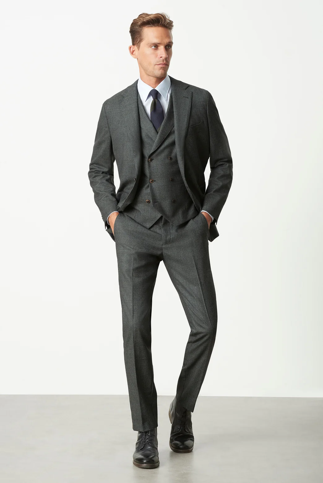 Bowning Suit - Image 12