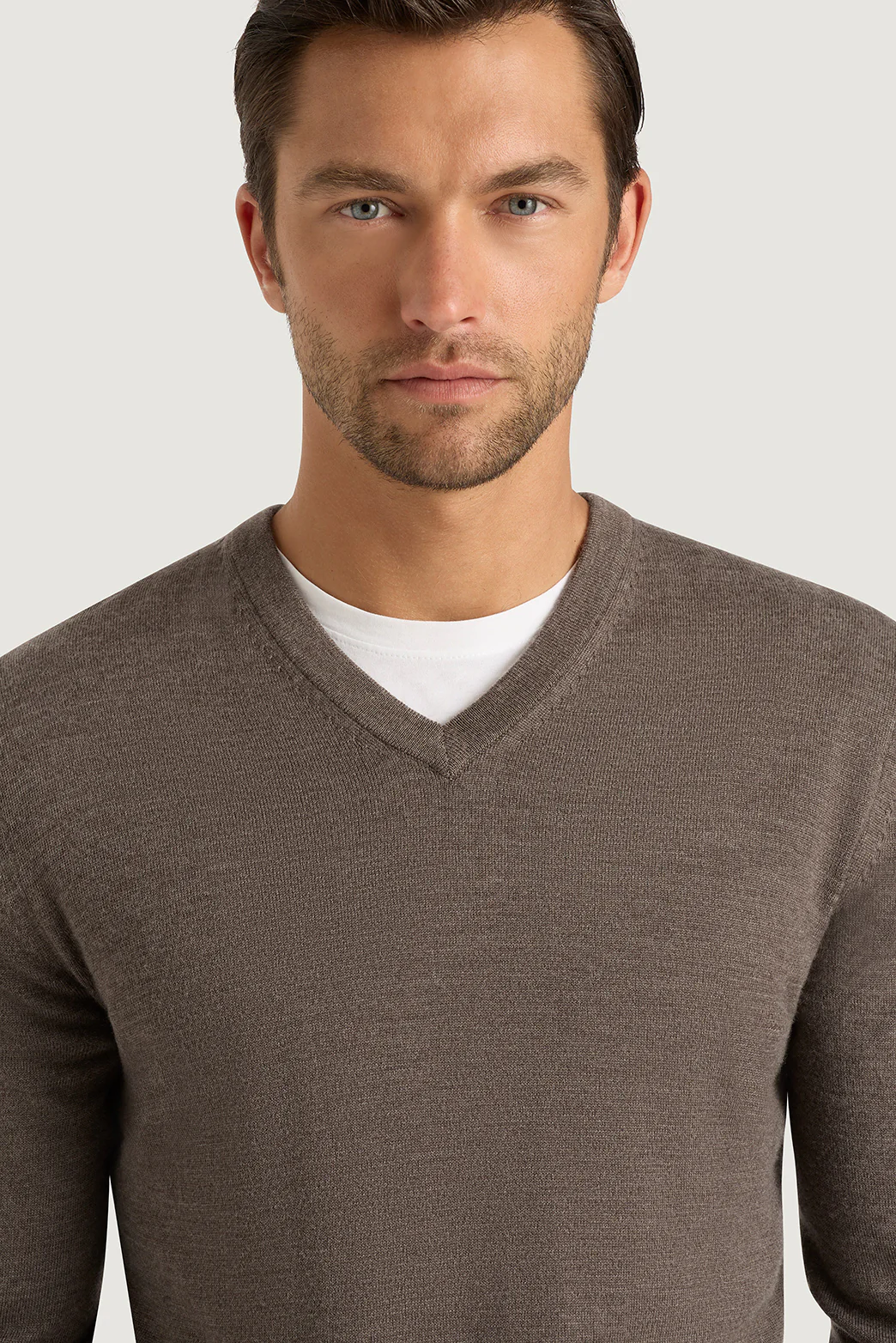 Buchanan Ashby V-Neck Knit - Image 5