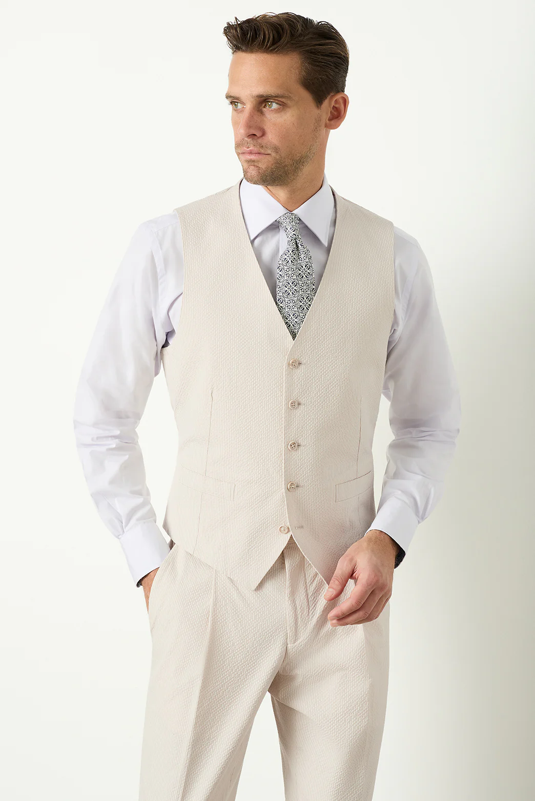 Coltrane Seersucker Waistcoat - Image 3