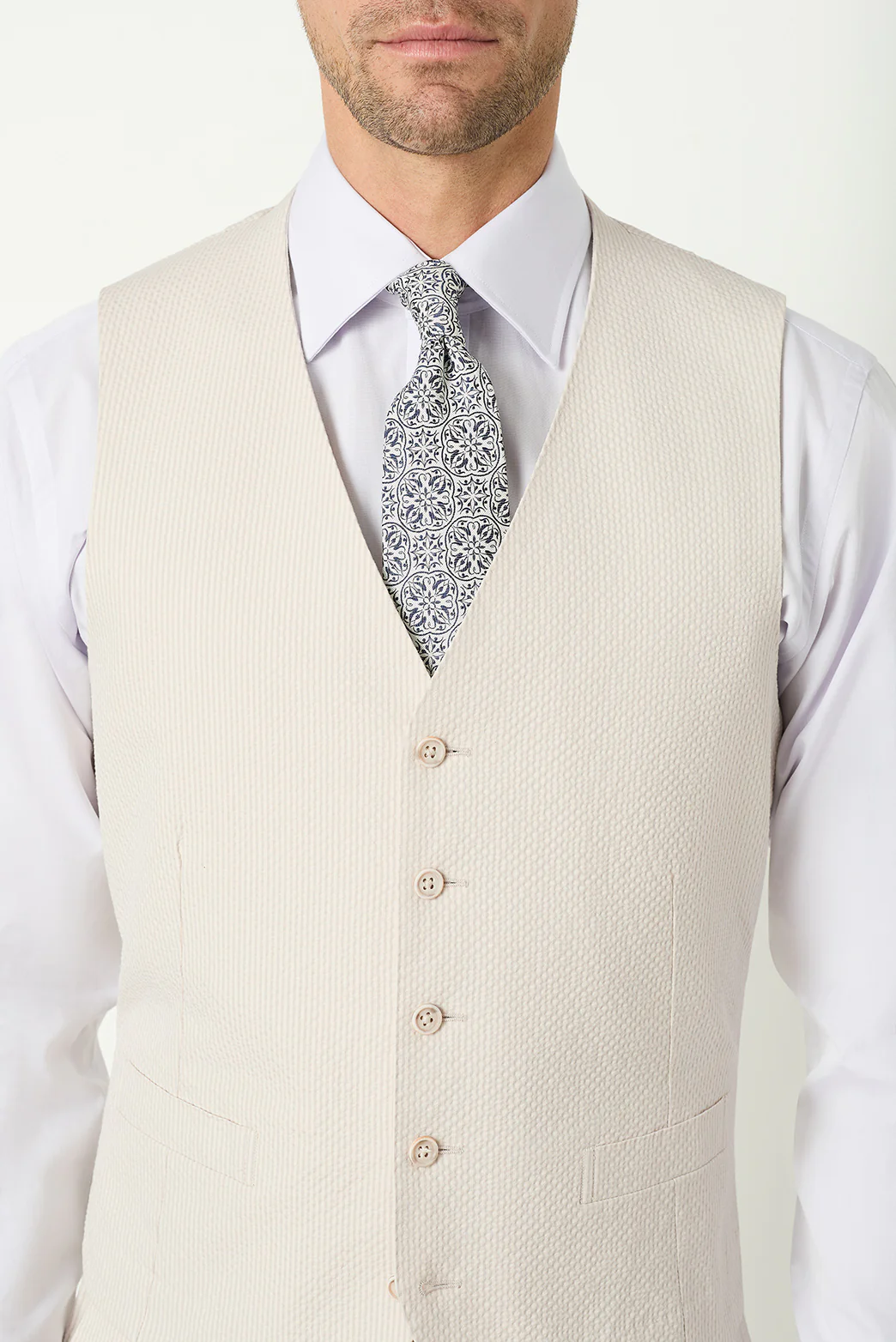 Coltrane Seersucker Waistcoat - Image 5