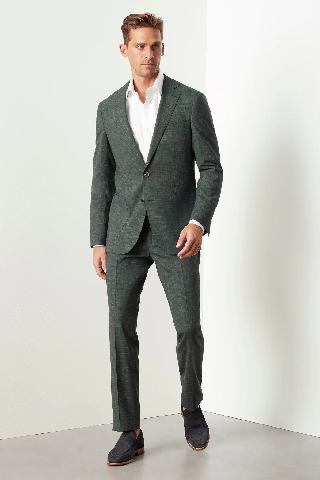 Flynn Suit - Image 8