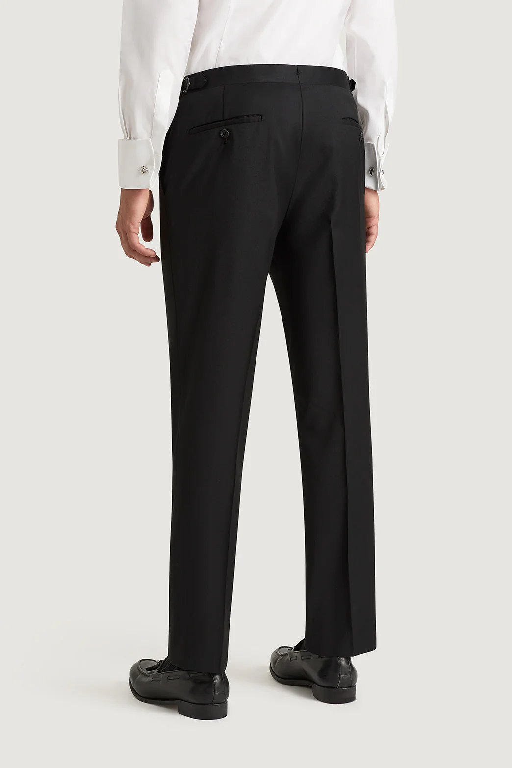 Nozaki Suit - Image 12