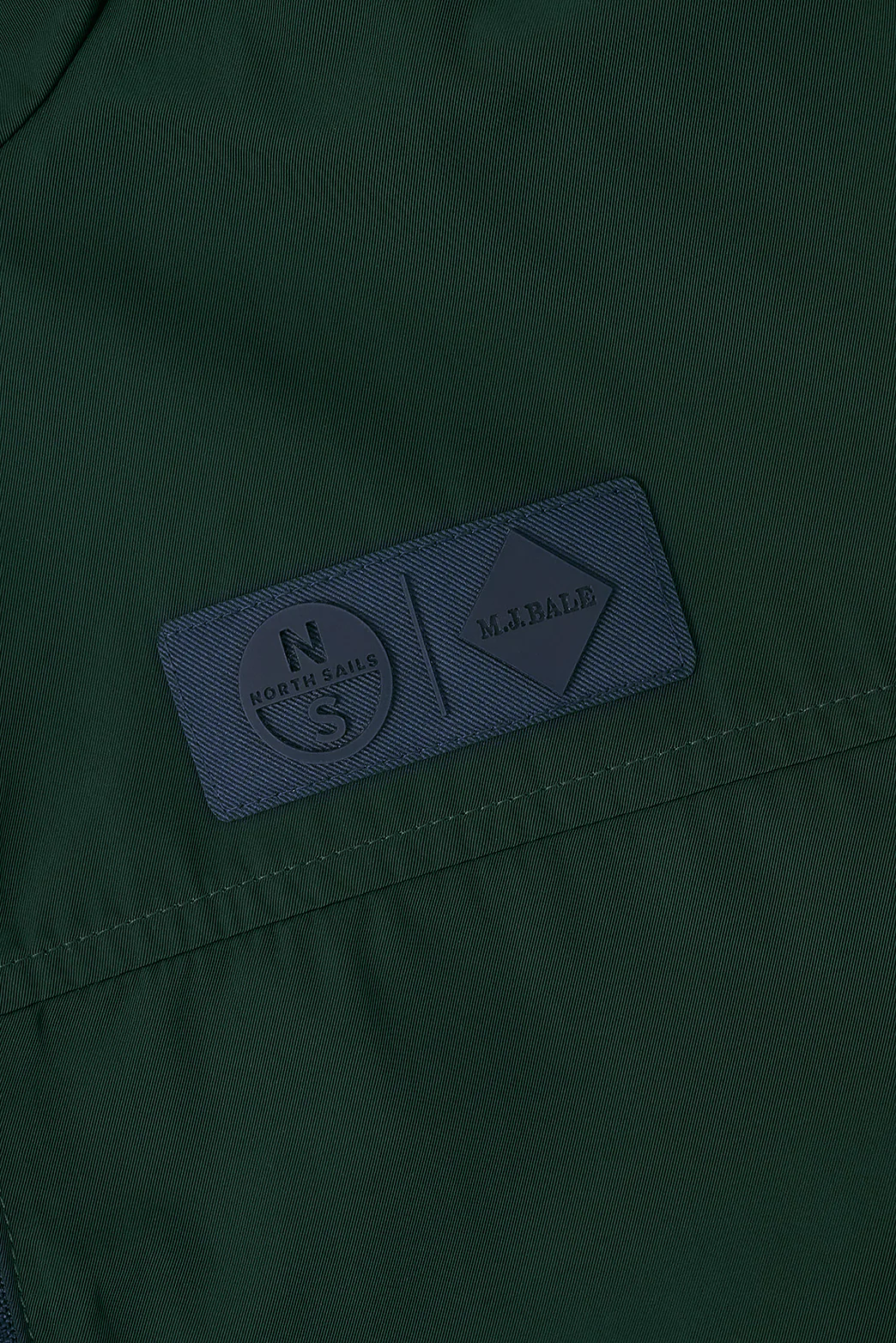 Regatta Reversible Jacket - Image 11