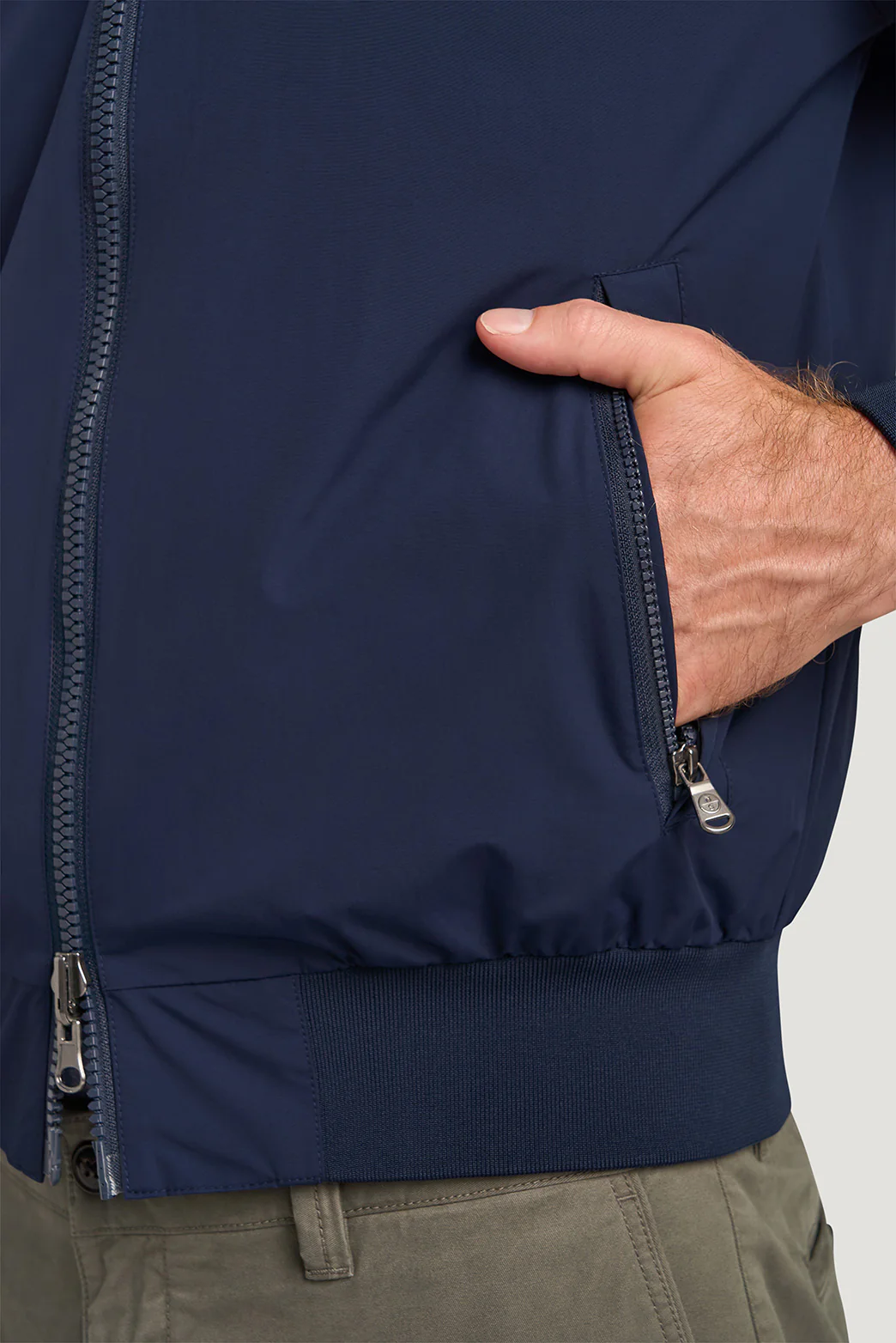 Regatta Reversible Jacket - Image 4