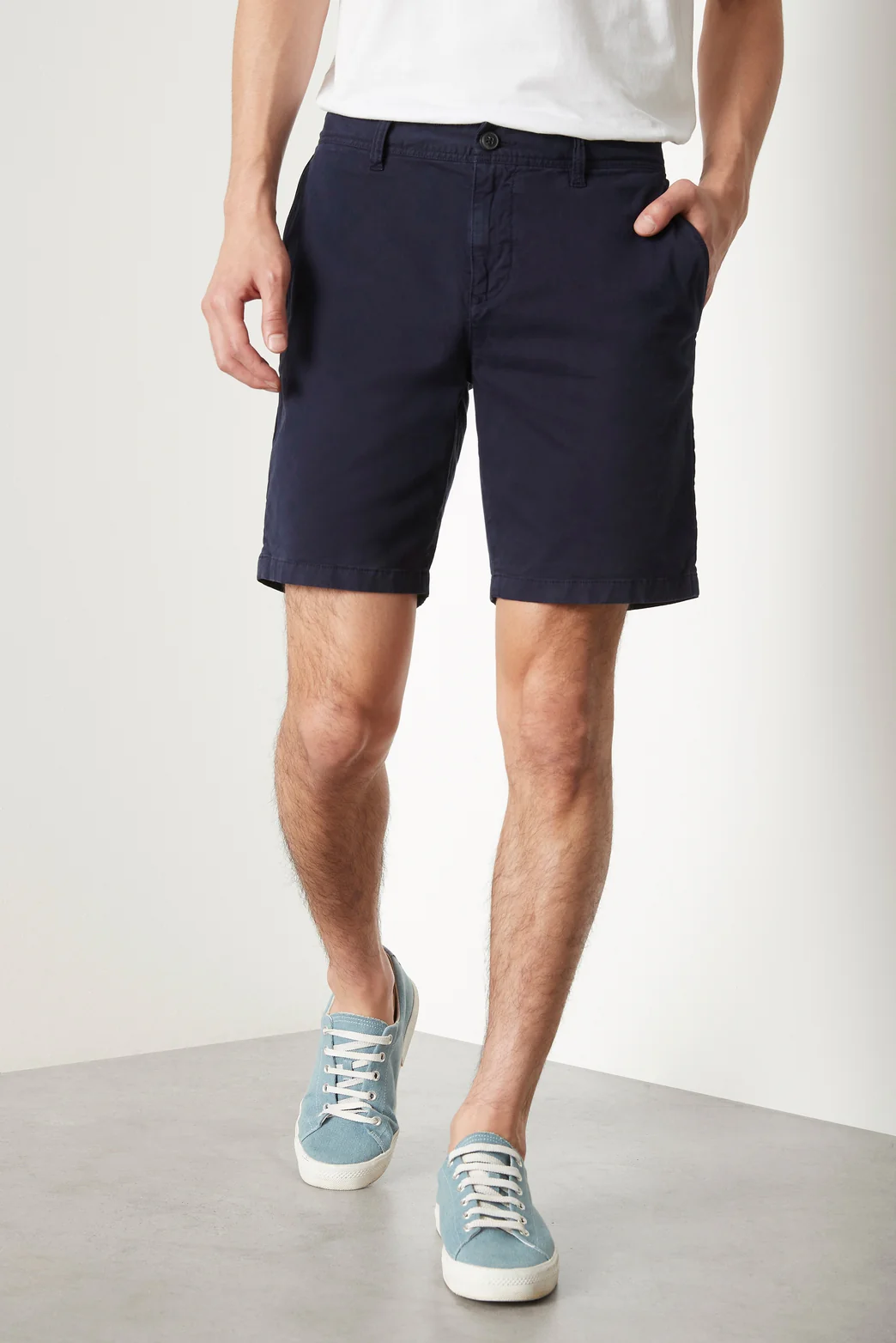 Roxburgh Chino Short - Image 10