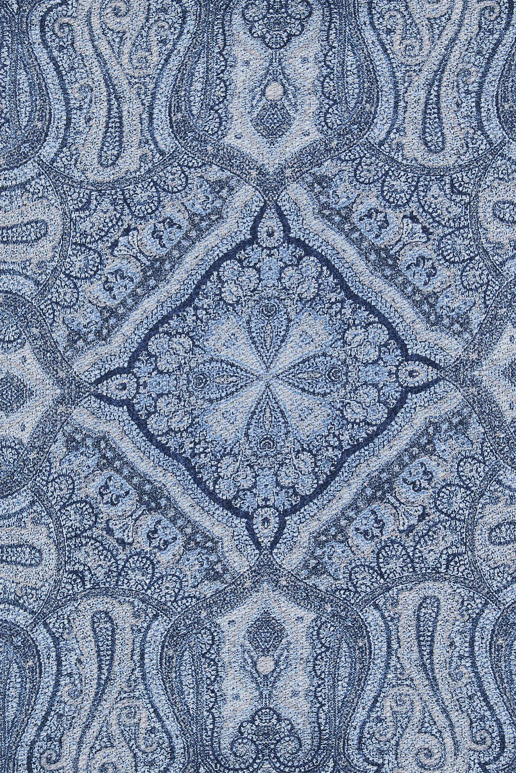 Velluto Pocket Square - Image 3